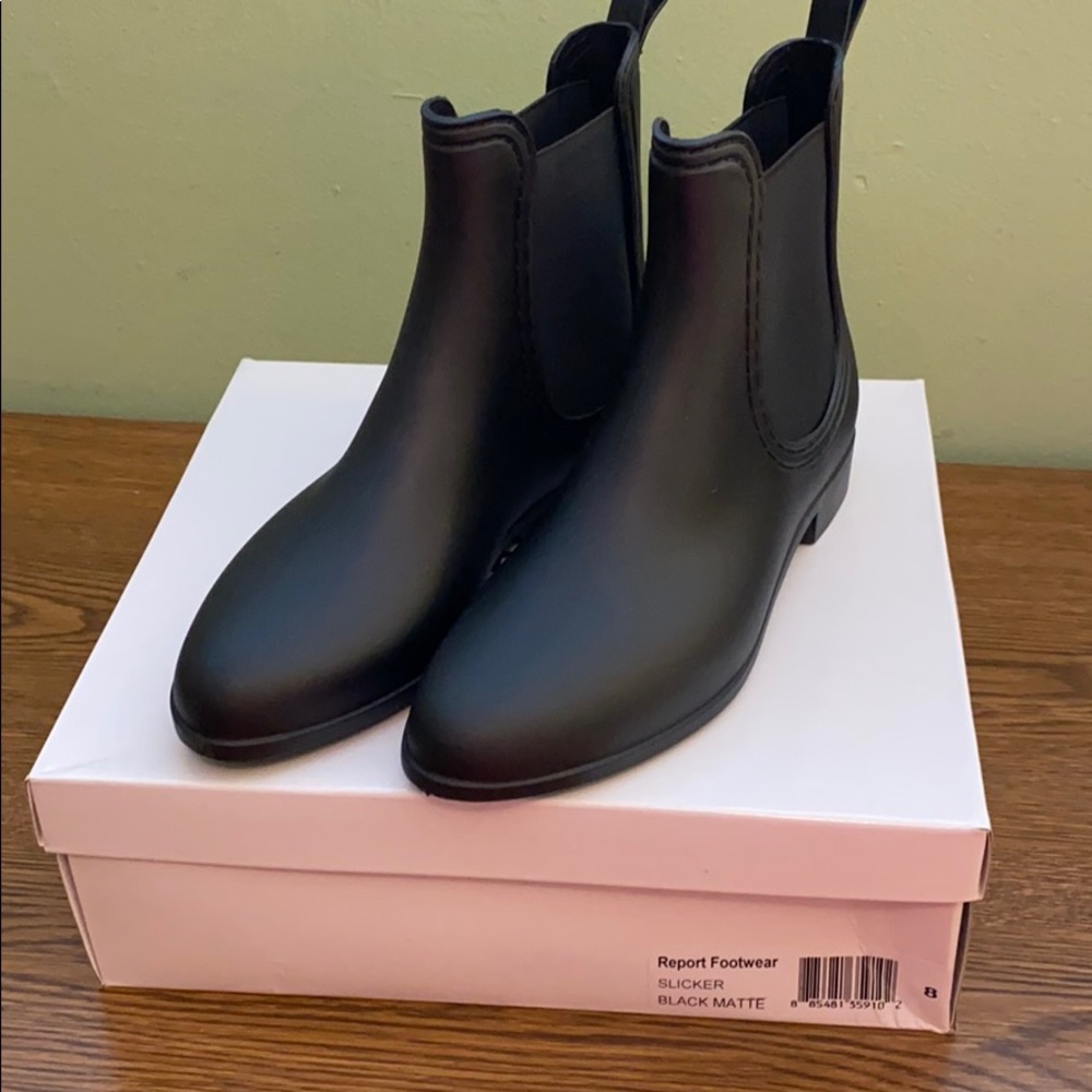 Rain Boots size 8 Black Matte